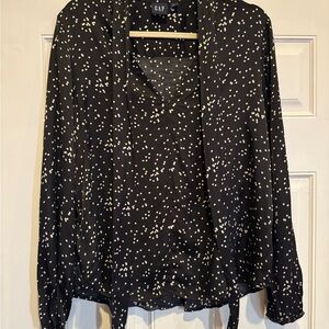 GAP Black and White Square Silky Patterned Blouse